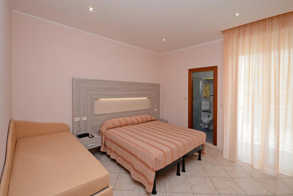 Hotel Concorde Cesenatico Dış mekan fotoğraf